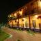 Hotel-complex Mizh Triokh Ozer