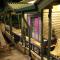 Train View Chalet - 班德勒韦勒