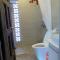 Dulan Groundnut Backpacker Hostel - Donghe