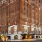 Grand Eastonian Hotel & Suites