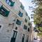 Fab 'n' Chic Apartments - Split