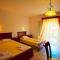 Sideris Lambros Rooms