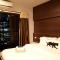 Bed By City Hotel