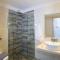 Breeze Vacation Apartments