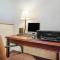 Super 8 by Wyndham Fairmont - فيرمونت