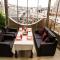 Queen Plaza Hotel