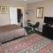 Overlander Motel