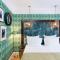 The Jay Hotel by HappyCulture