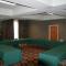 Hampton Inn Laplace - لابلاس