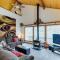 13 Tamarack
