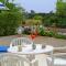 Sunbay Apartments