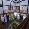 Felicia Hotel & Suites