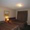Overlander Motel