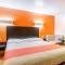 Motel 6-Madisonville, TX