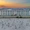 Drifting Sands Oceanfront Hotel