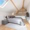 LovelyStay-Modern Loft City Center