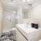 LovelyStay-Modern Loft City Center