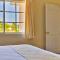 Lifestyle Crown Residence Suites