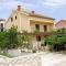Apartments Dragan