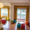Help Yourself Hostels - Carcavelos Coast