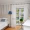 Flores Guest House