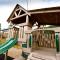 Green Acres Cottages