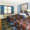 Super 8 by Wyndham Columbus