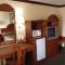 Super 8 by Wyndham San Marcos