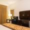 Oakland Airport Executive Hotel