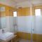 Tomas Guest House II
