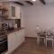 Apartment Nena- apartman sa posebnim ulazom u prizemlju, terasom i zelenom okućnicom