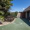 Khaya La Manzi Guest Lodge - Hibberdene