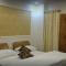 The Golden Peak, Hotel
