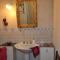 Cozy Holiday Home in Brion with Swimming Pool - Brion