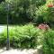 Detached house with well-kept enclosed garden - Coray
