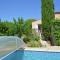 Spacious holiday home with private pool - Saint-Maximin