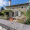 Romantic holiday home with enclosed garden - Savigny-sous-Faye