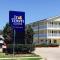 InTown Suites Extended Stay Select Houston TX - Stafford - 斯塔福德