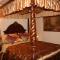 Alla's Historical Bed and Breakfast, Spa and Cabana - Dallas