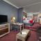 Desert Palms Hotel & Suites Anaheim Resort