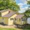 Damariscotta Lakefront Retreat