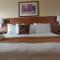 Rosslyn Inn & Suites