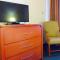 Rosslyn Inn & Suites