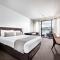Pier 21 Riverside Apartment Hotel