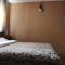 Hotel Barin House готель с бомбосховищем