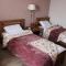 Hotel Barin House готель с бомбосховищем