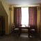 Hotel Barin House готель с бомбосховищем
