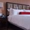 Town & Country Inn and Suites