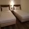 9 Square Hotel - Seri Kembangan - Seri Kembangan