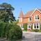 The Lawn Guest House Gatwick - Horley